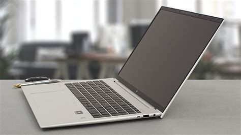 HP EliteBook 860 G9